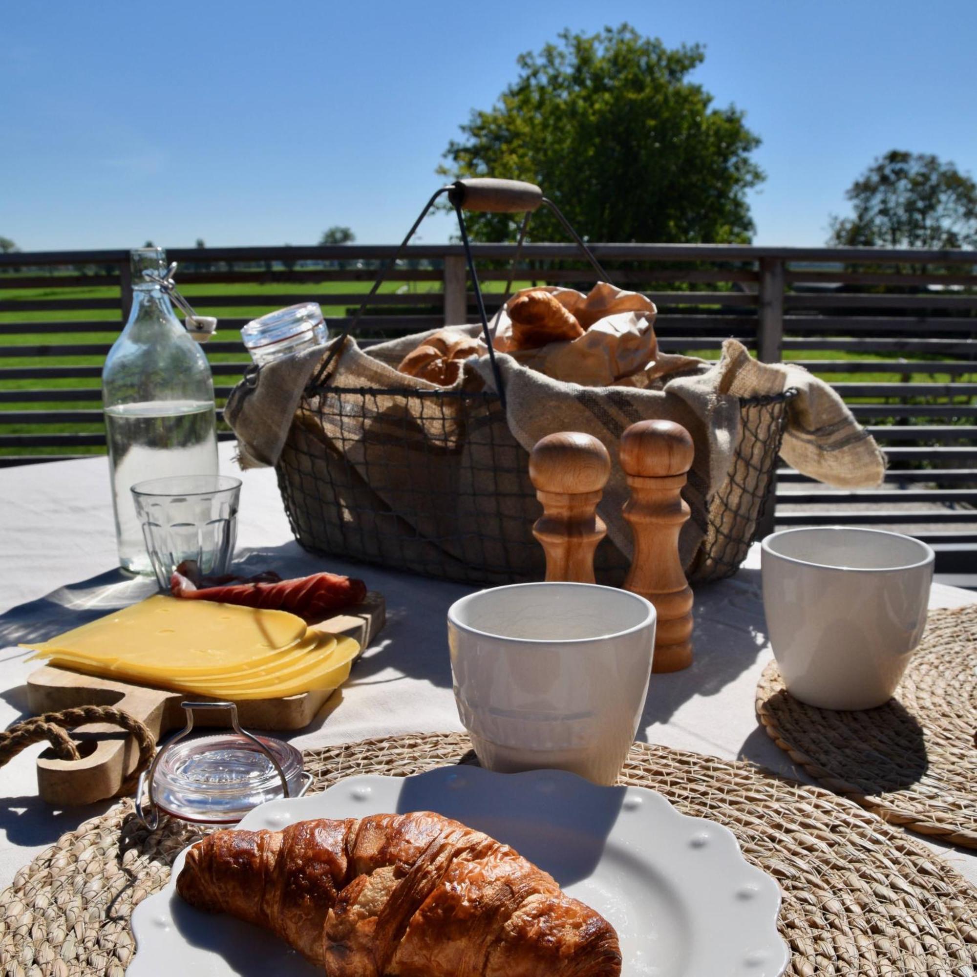 Bed and Breakfast Bedje In De Polder Montfoort Exterior foto